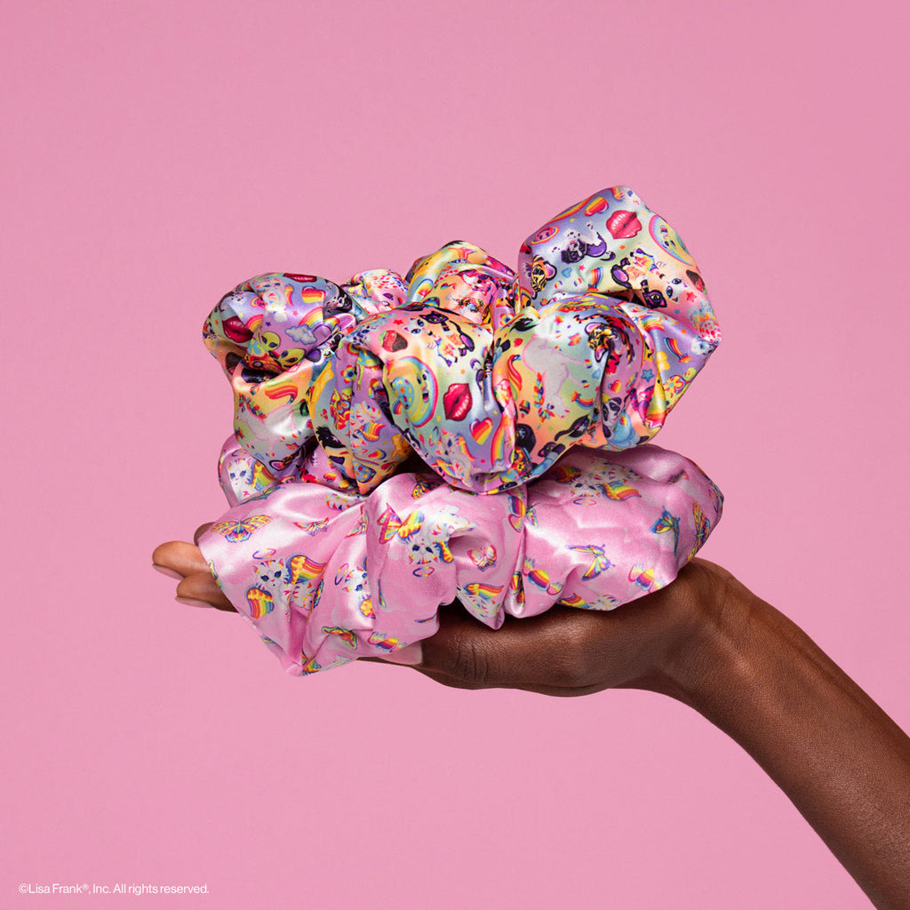 Lisa Frank x Kitsch szatén Pillow Scrunchies® hajgumik The Fantastic World of Lisa Frank mintában