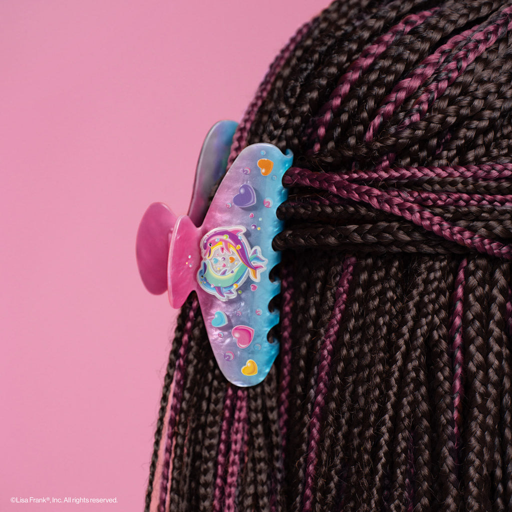 Lisa Frank x Kitsch csillámos csipesz Dancing Dolphins™ mintában