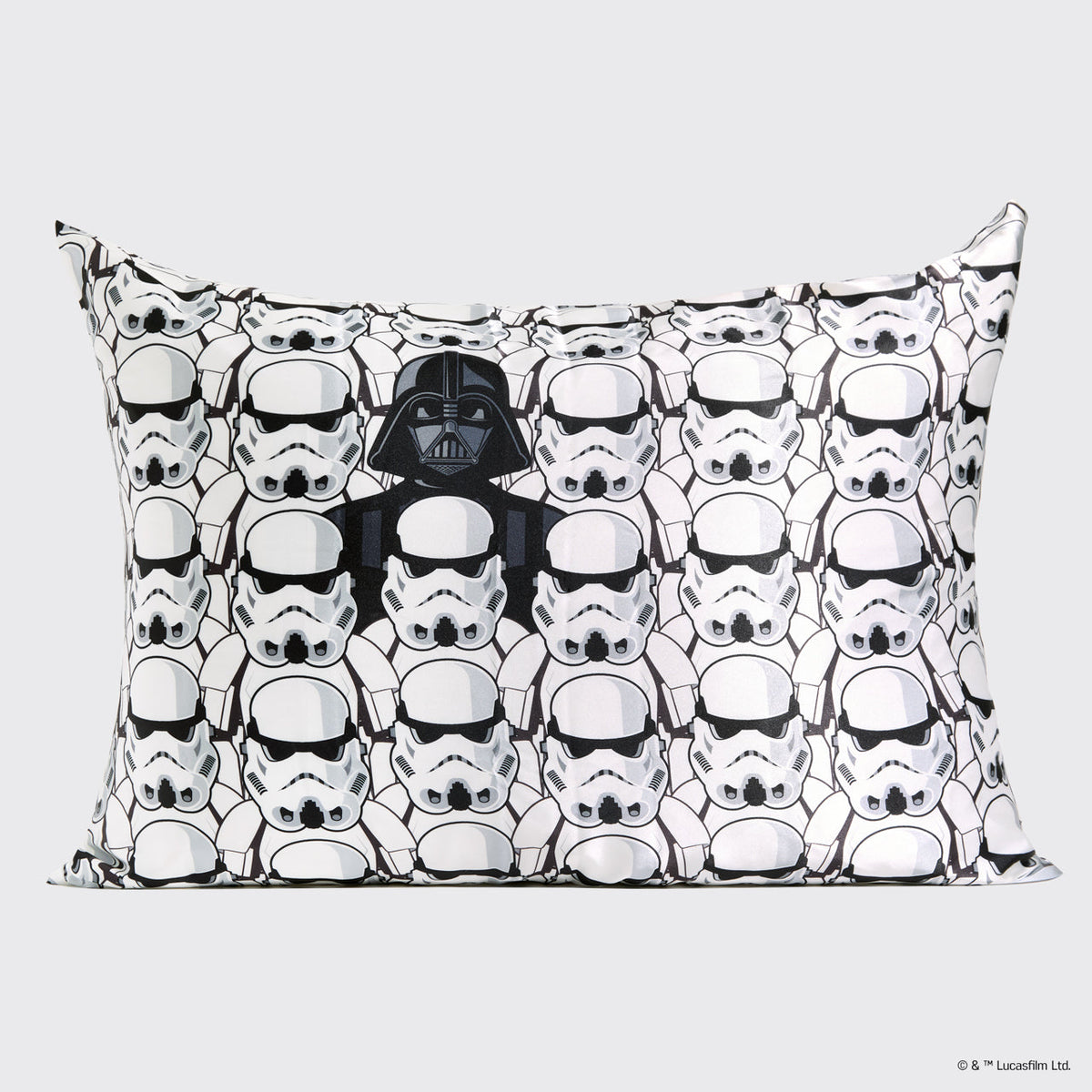 Star Wars™ & Kitsch szatén párnahuzat Darth Vader és rohamosztagosok mintával, 2 db-os csomag