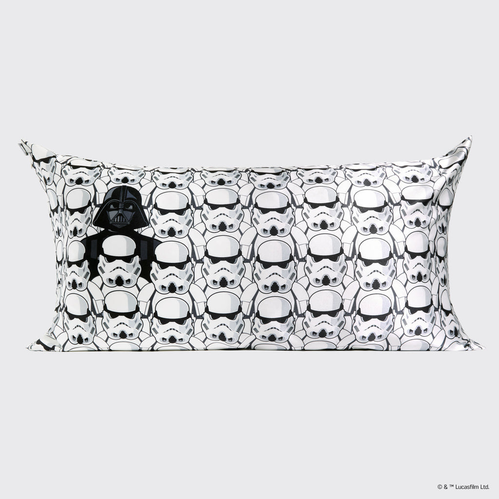 Star Wars™ & Kitsch szatén párnahuzat Darth Vader & rohamosztagosok mintában – King