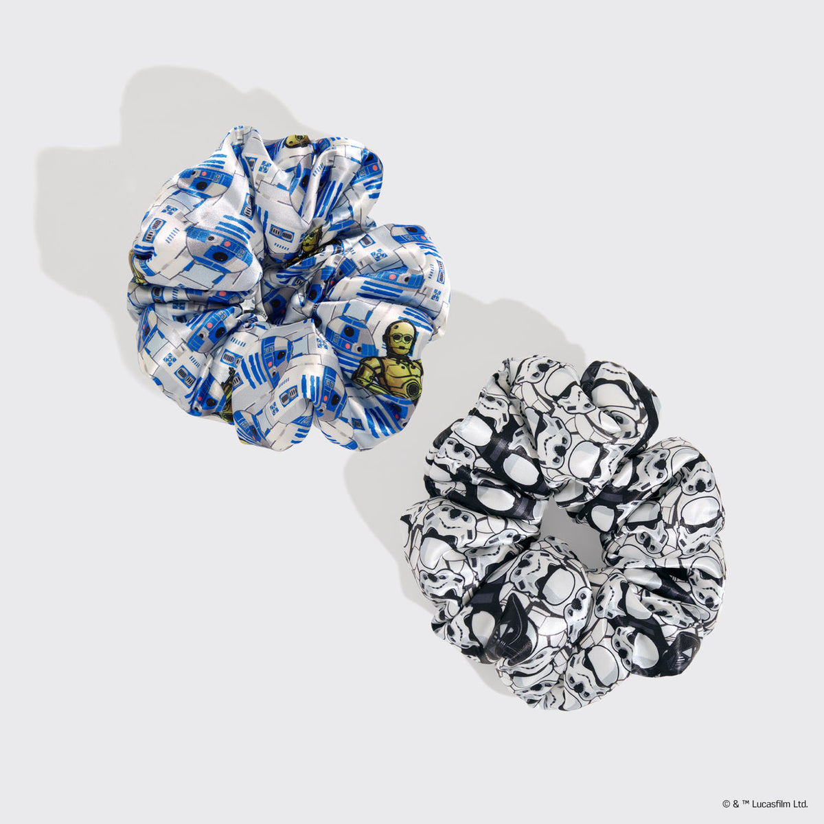 Star Wars™ & Kitsch Satin Pillow Scrunchies® R2-D2 & rohamosztagosok mintában