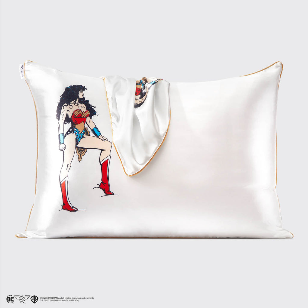 Kitsch x Wonder Woman szatén párnahuzat – Believe in Wonder