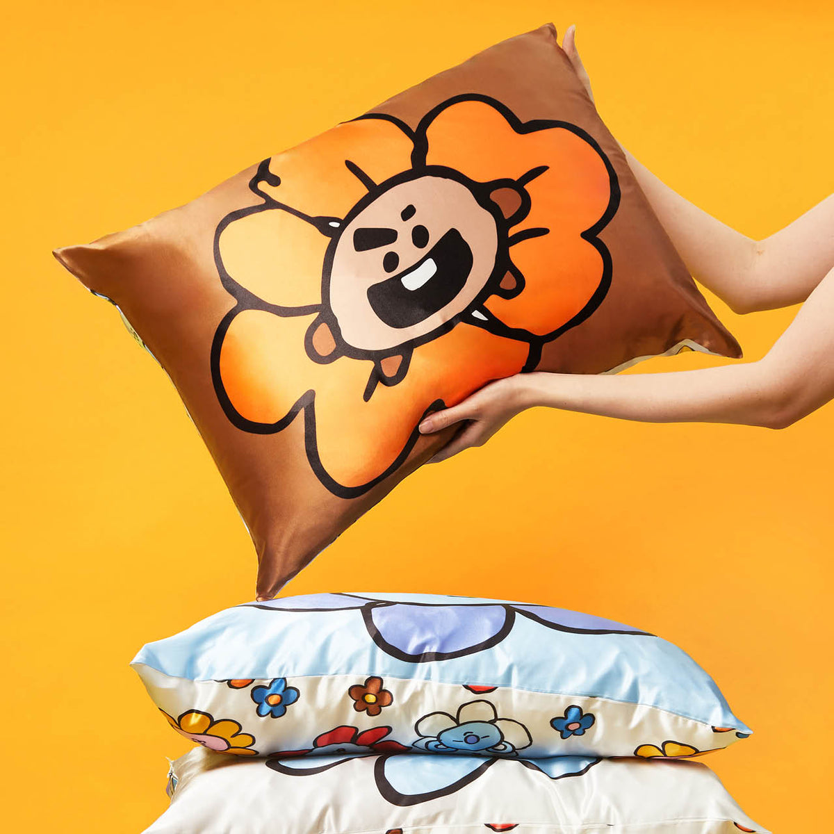 Kitsch x BT21 szatén párnahuzat – SHOOKY