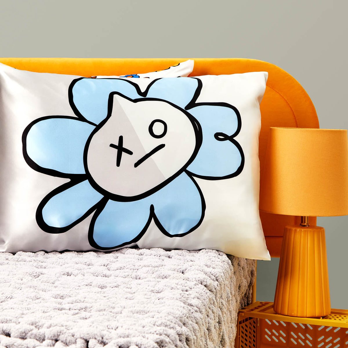 Kitsch x BT21 szatén párnahuzat – VAN – King